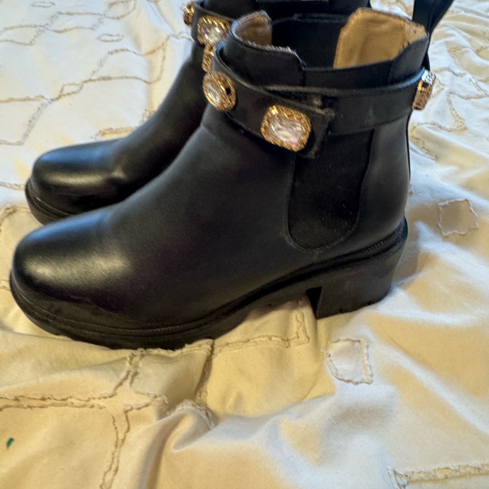 Steve Madden Black Ankle Boots